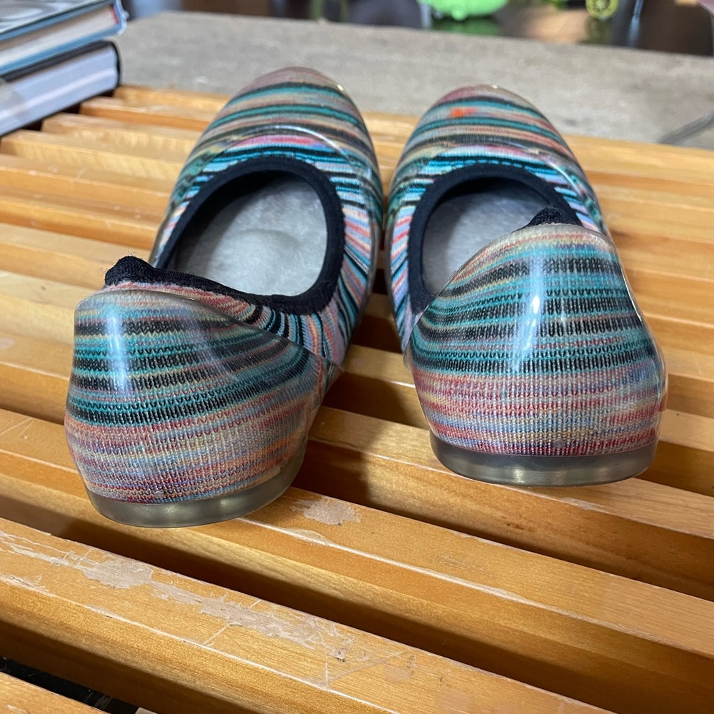 JA-VIE FIESTA STRIPE JELLY FLATS EU 38 (US 7/7.5) - Picture 5 of 7